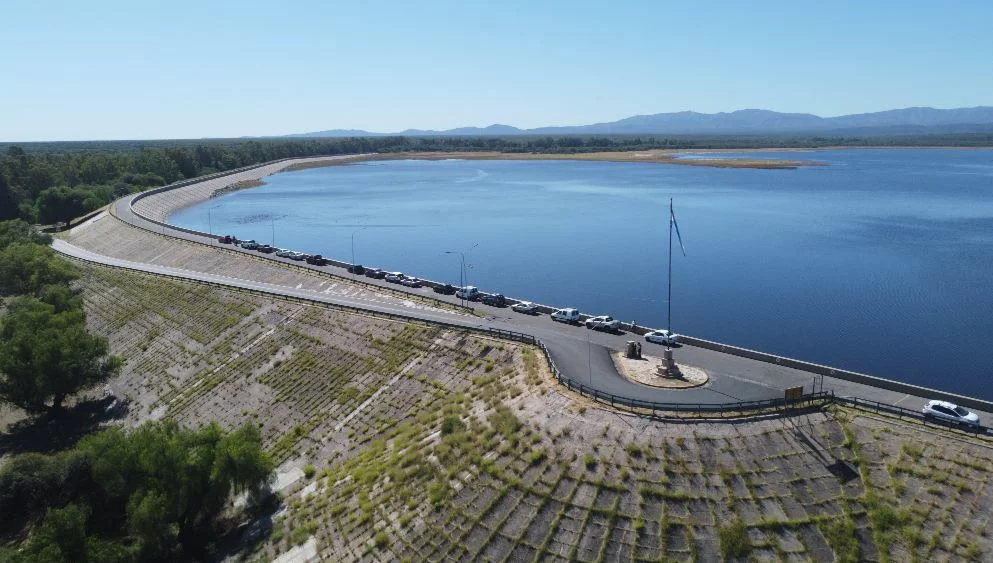 Dique de Cruz del Eje